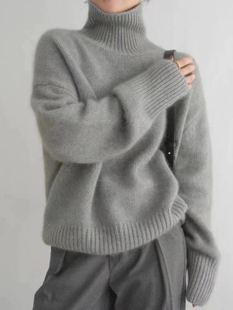 Amaya | Luxe Turtleneck Sweater