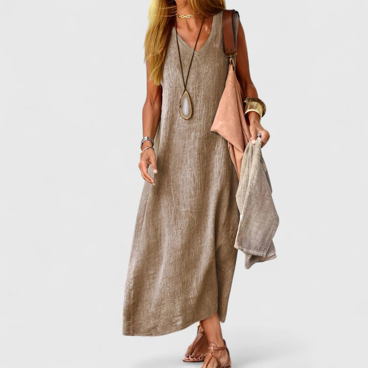 Alisa – Casual Sleeveless Dress