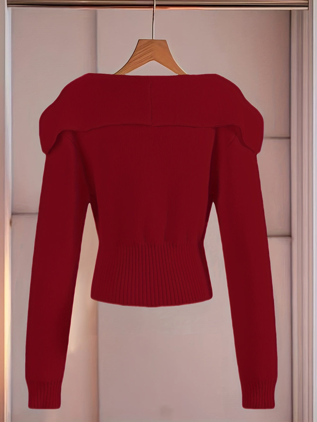 Leona | Slim Fit V-Neck Cardigan