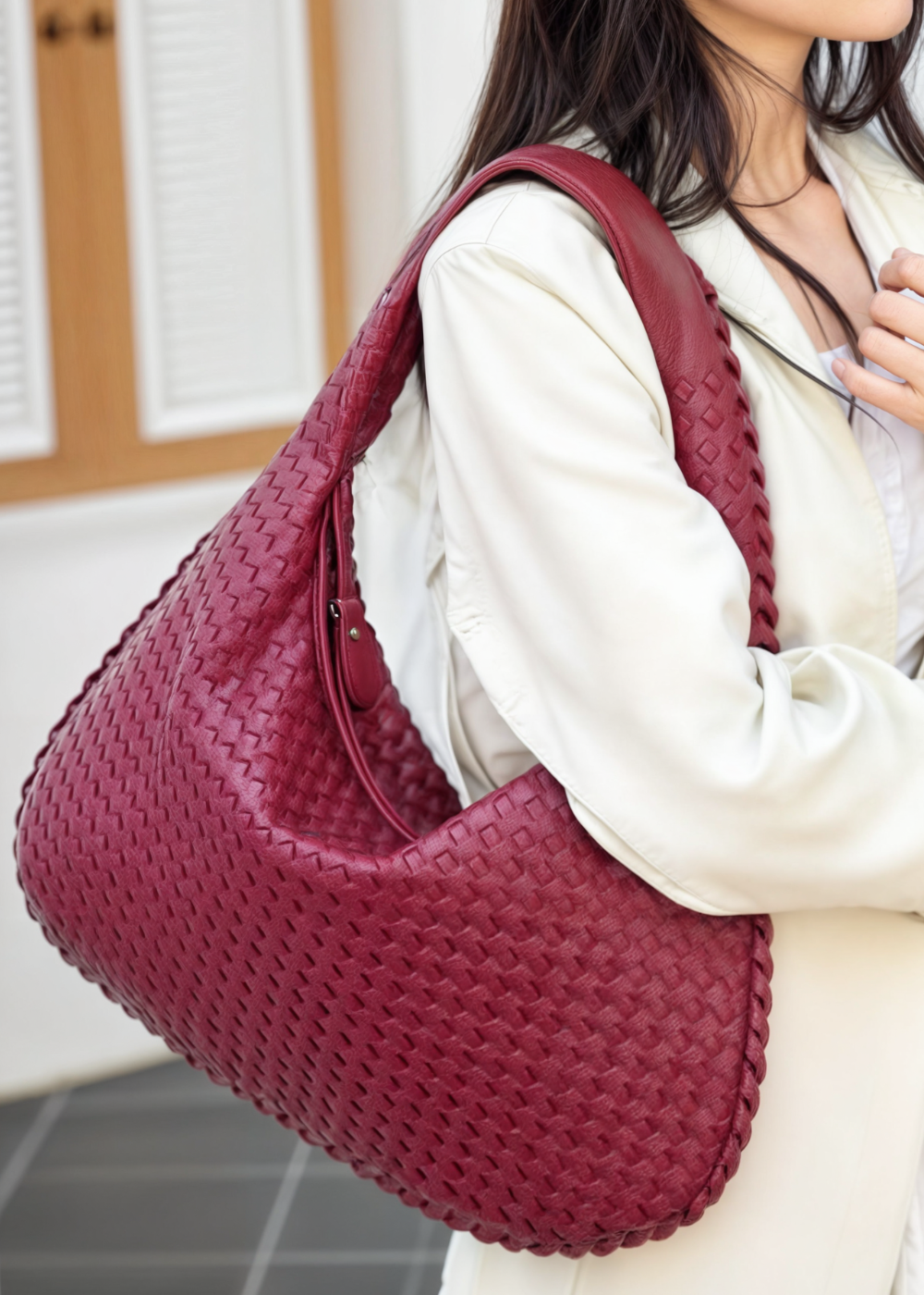 Bella PM Shoulder Bag