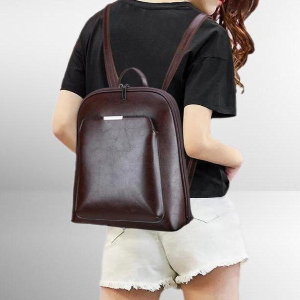 Saskia - Classic backpack with double zip opening
