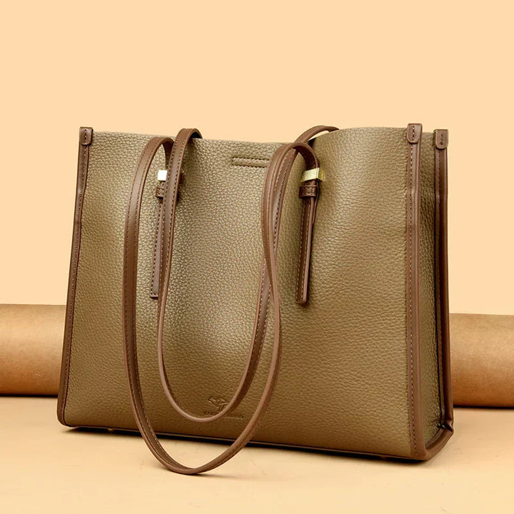 Elegant everyday bag with a leather look