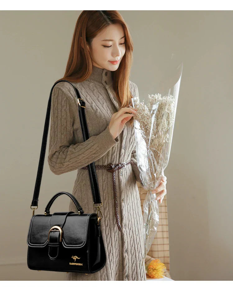 Sandra™ – Luxurious mini bag with a classic clasp