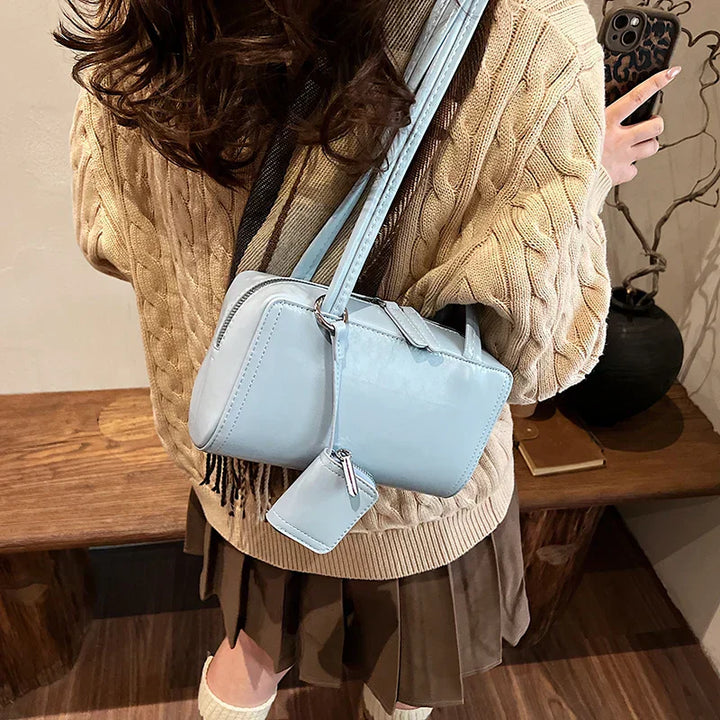 mari™ Shoulder Bag with Wallet – the Perfect Combination of Style and Functionality