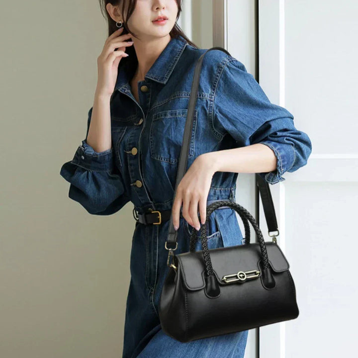 ronja™ – Classic Bag with Woven Handle and Gold Accents