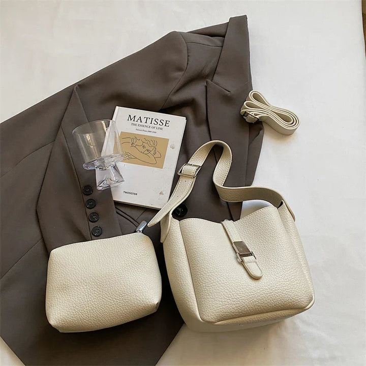 Iris™ – Modern bucket bag with a leather look