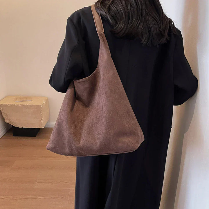 freja™ – Elegant, soft suede-style shoulder bag