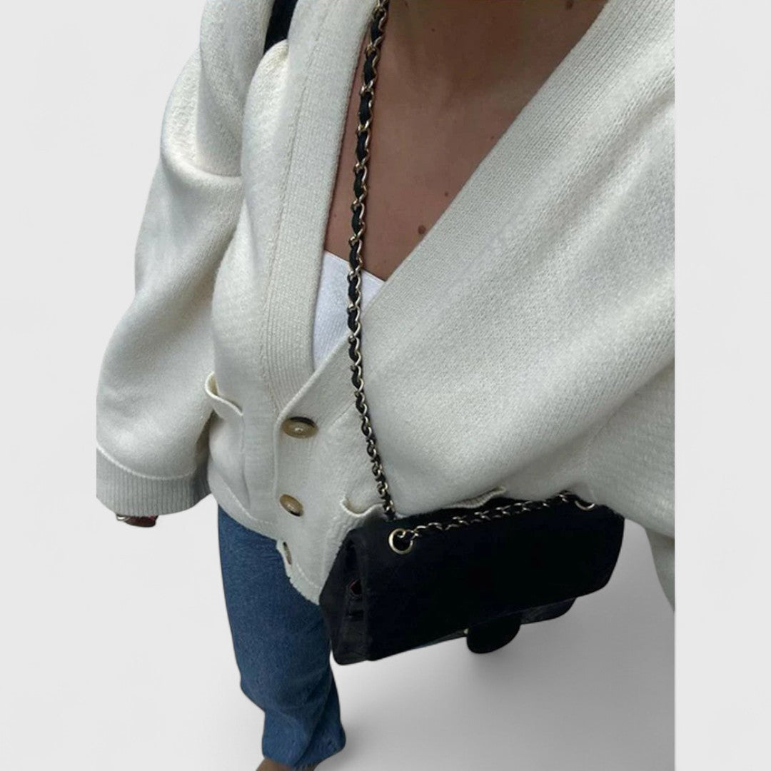 Bella – V-Neck Knitted Cardigan