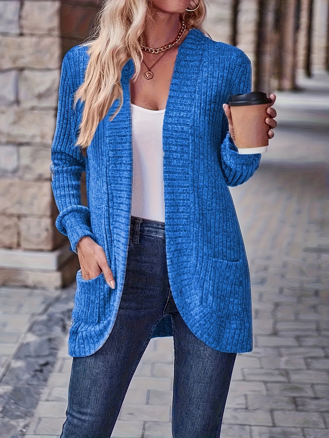 Valmai - Elegant Cardigan