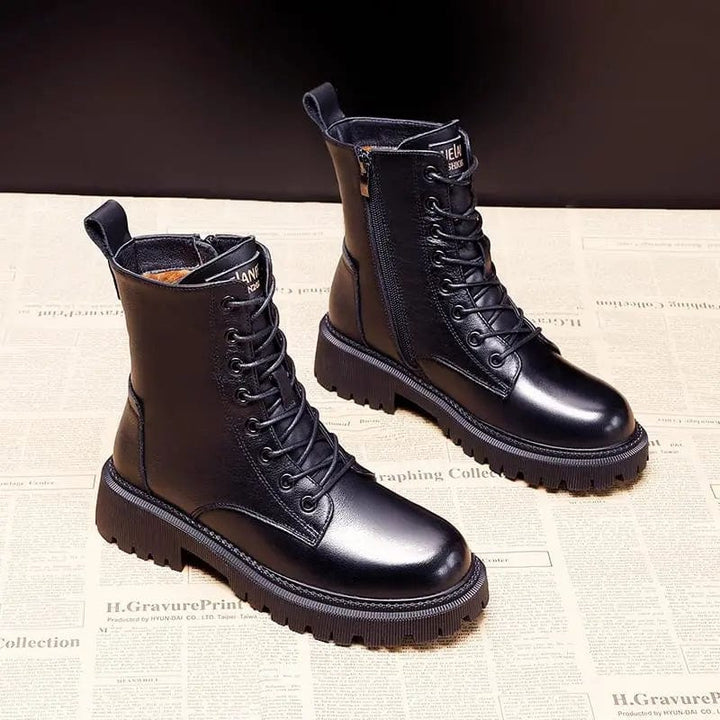 Mia® | High-quality stylish boots