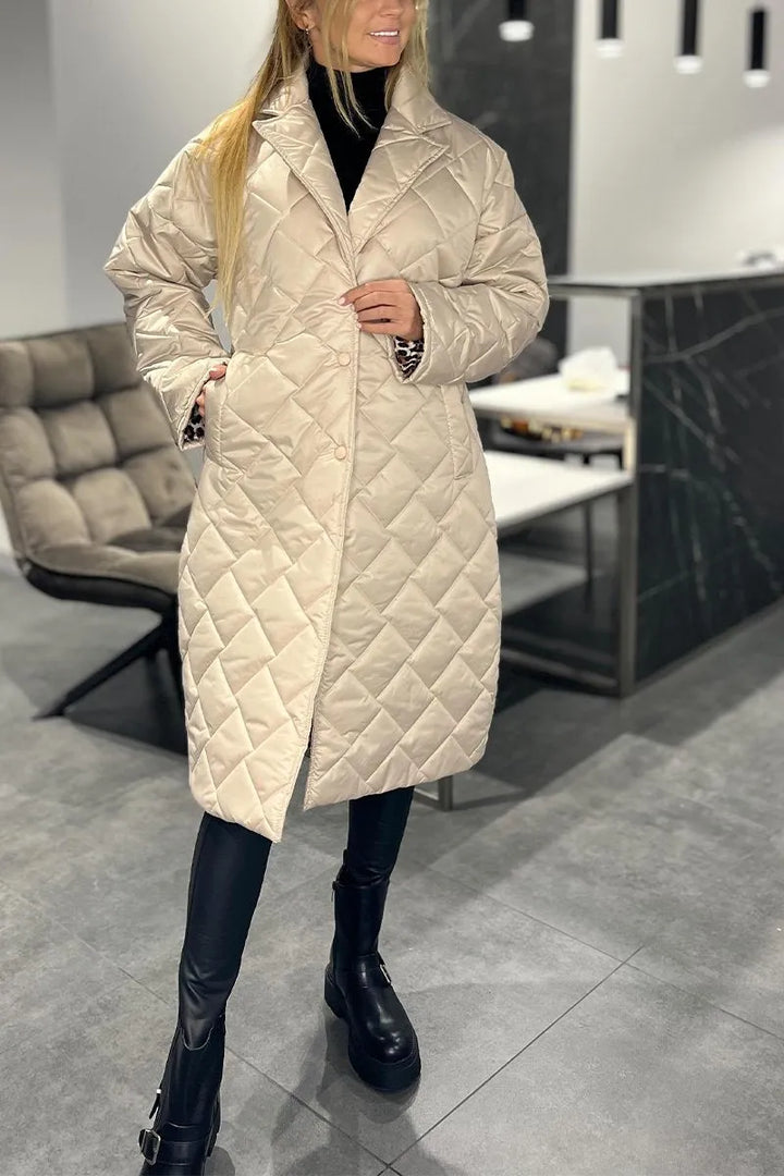 Mary – Quilted Mid-Length Coat with Leopard Lining